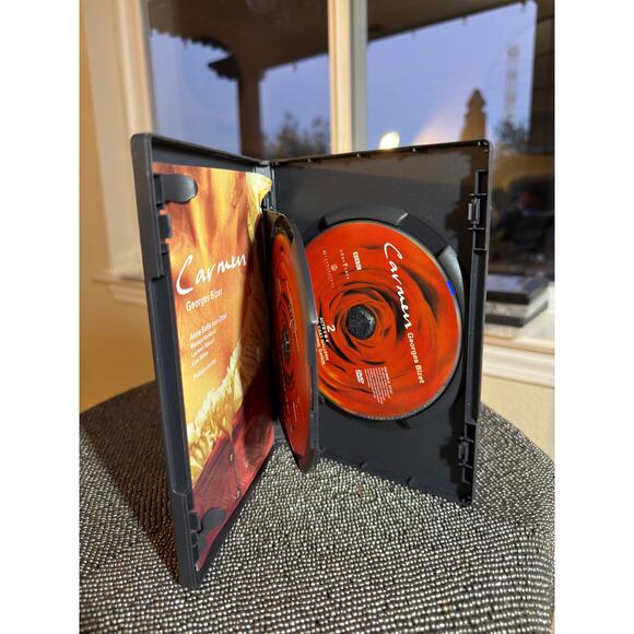 Carmen by Georges Bizet

(Glyndebourne Festival Opera, 2-DVD, Opus Arte, BBC) - Picture 2 of 3